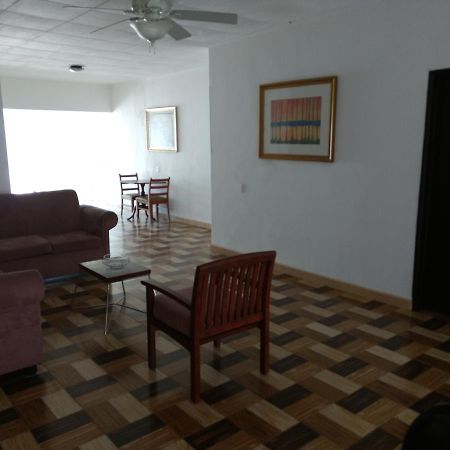 Lasa Residence 오란제스타트 외부 사진